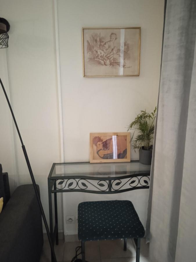Appartement Au Centre De Parigi Esterno foto